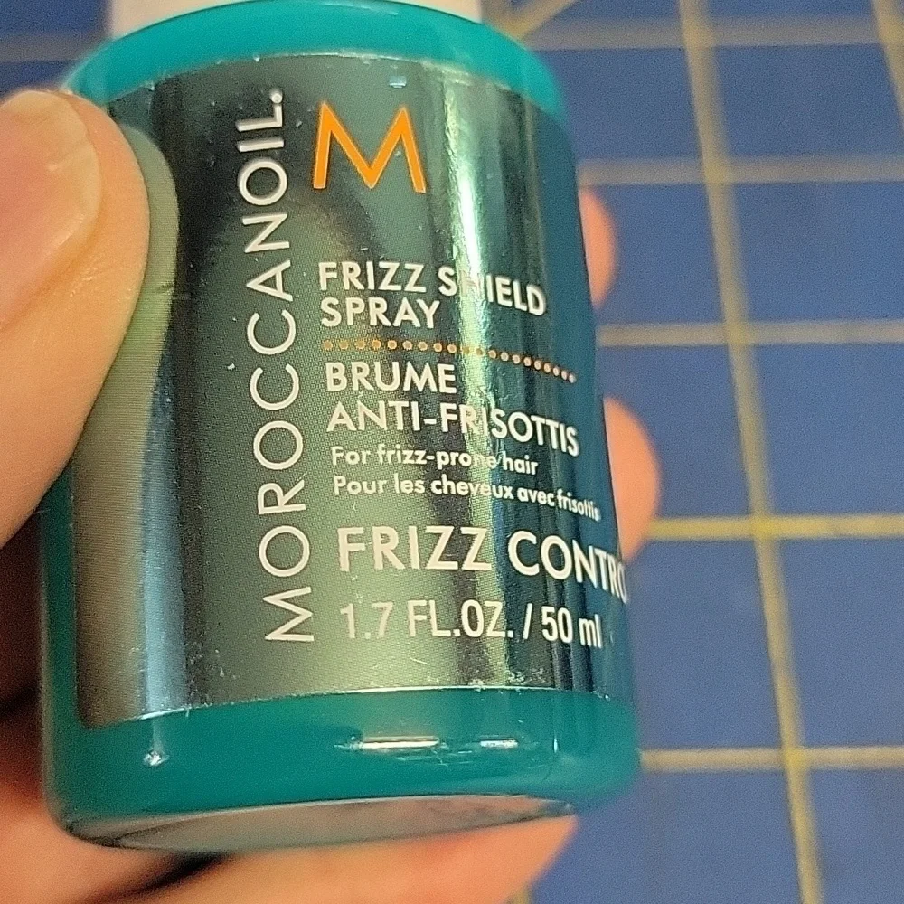 Moroccanoil teal spray
